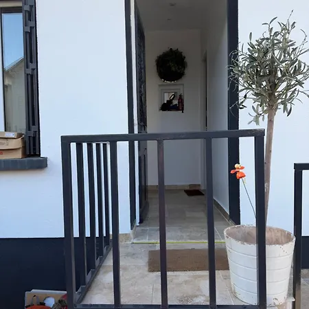 One & 3 Apartmán Rueil-Malmaison